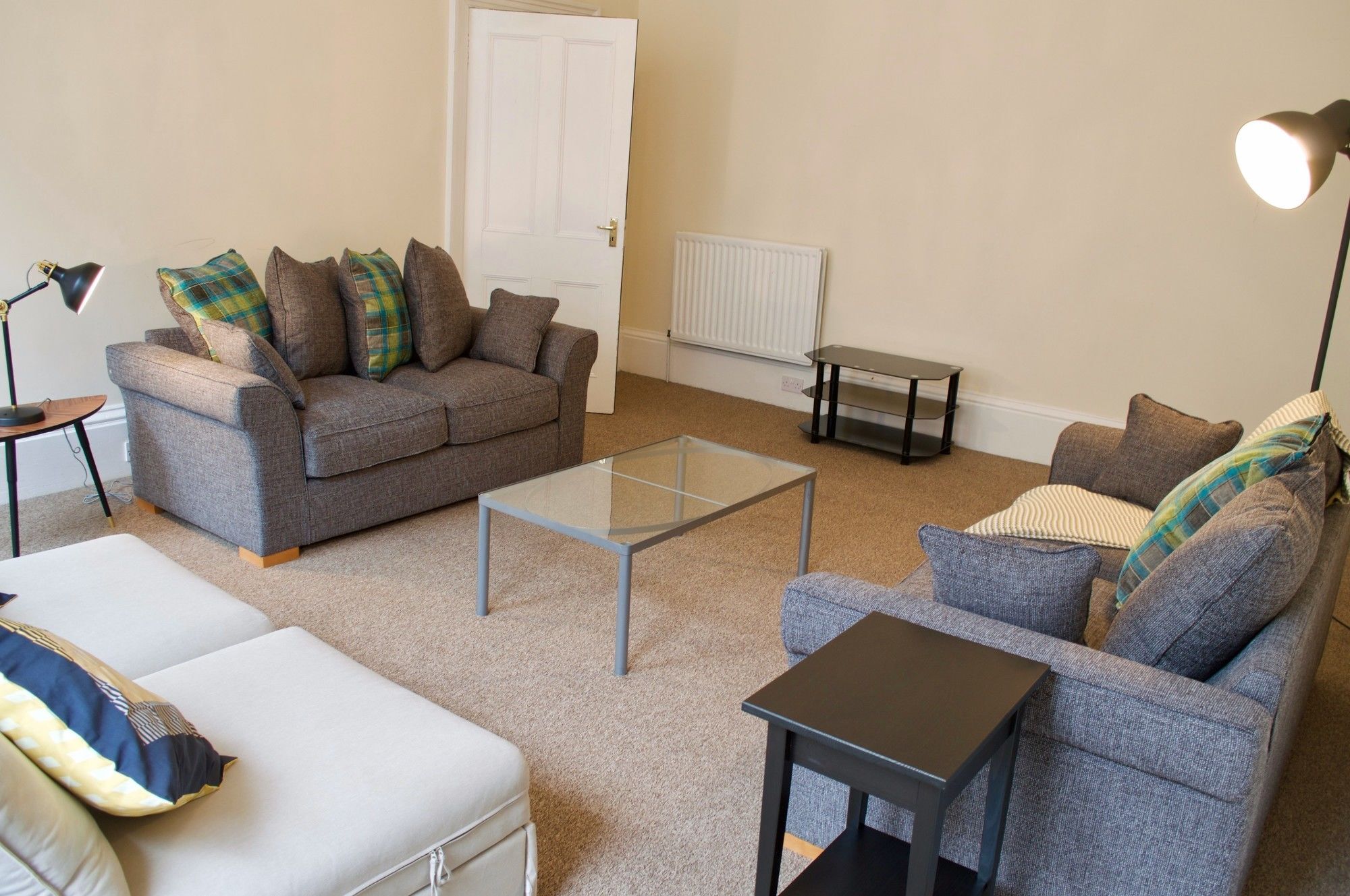 3 Bedroom Apartment Accommodates 8 에든버러 외부 사진