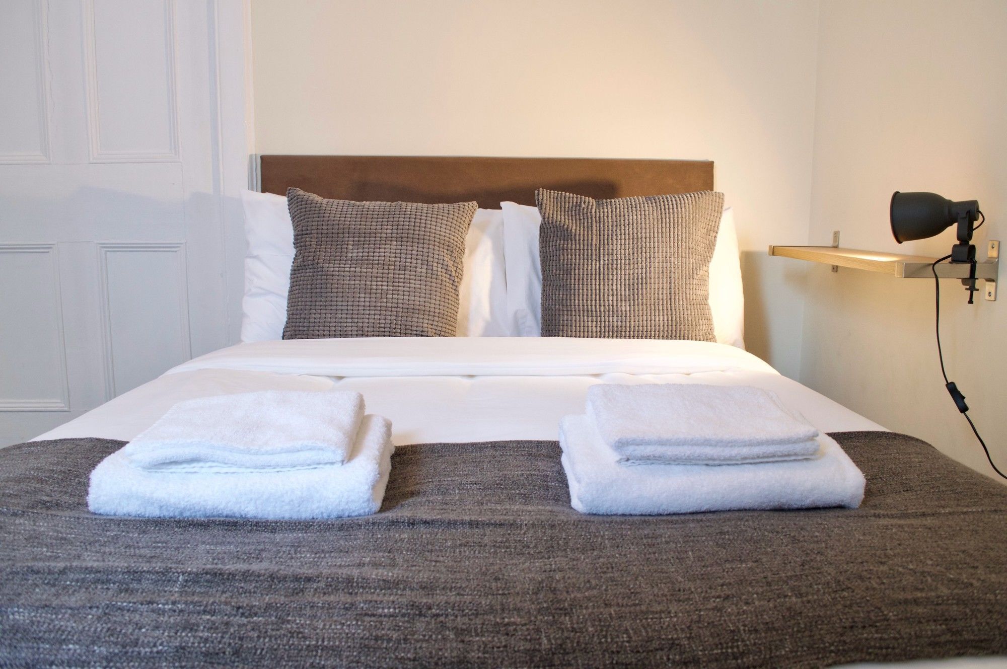 3 Bedroom Apartment Accommodates 8 에든버러 외부 사진