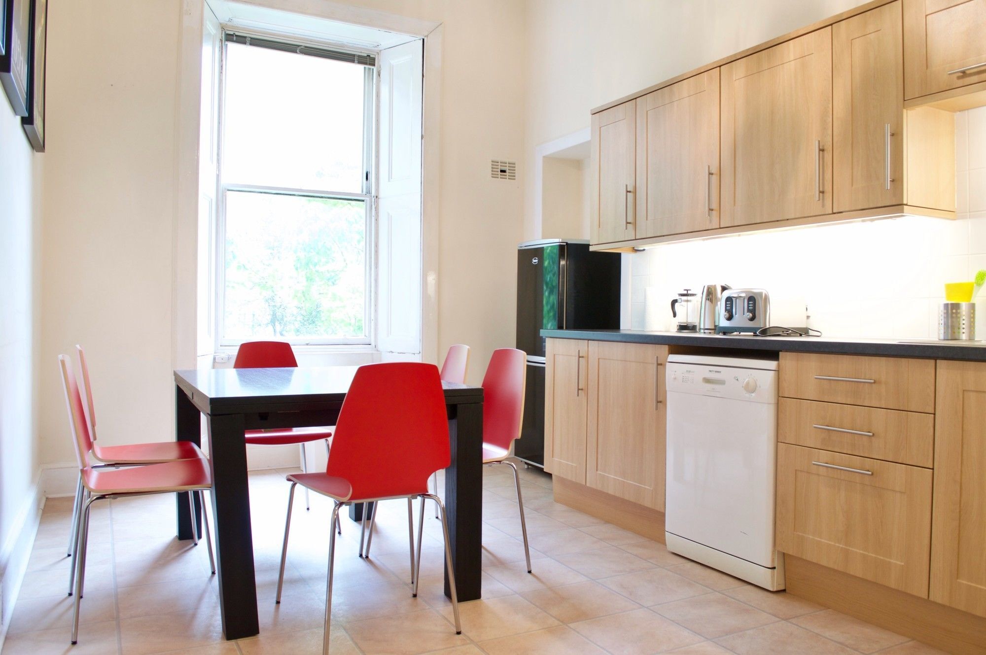 3 Bedroom Apartment Accommodates 8 에든버러 외부 사진